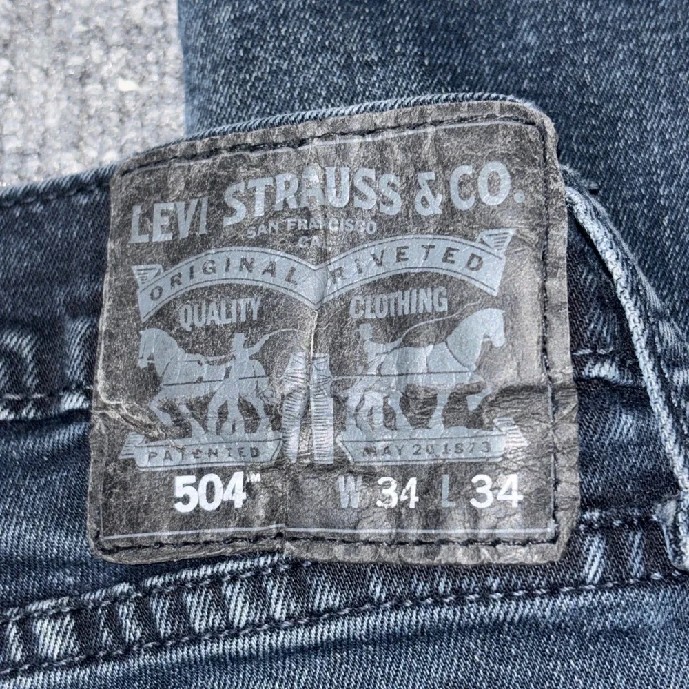 Levis levis 504
